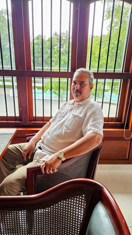 Jose Joseph Mannar providing legal consultation services for NRIs